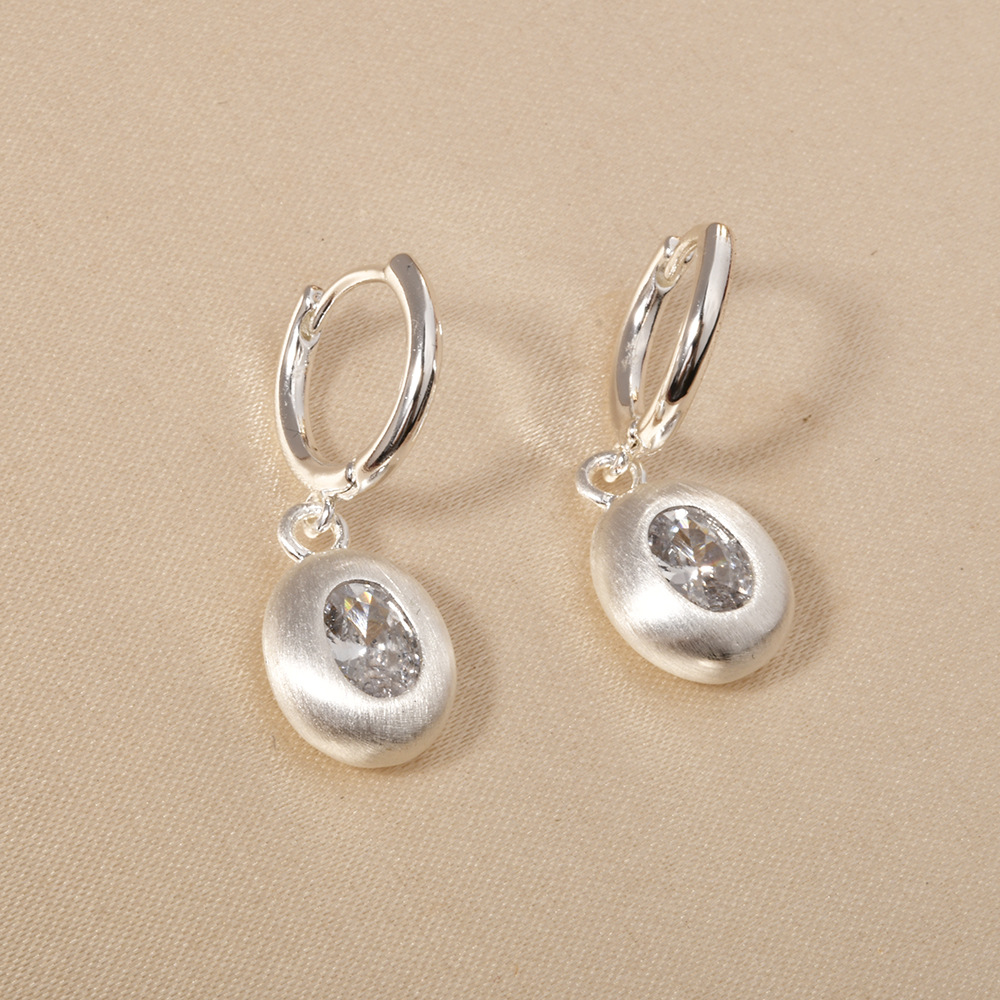 Oval silver brushed (thick silver plated)