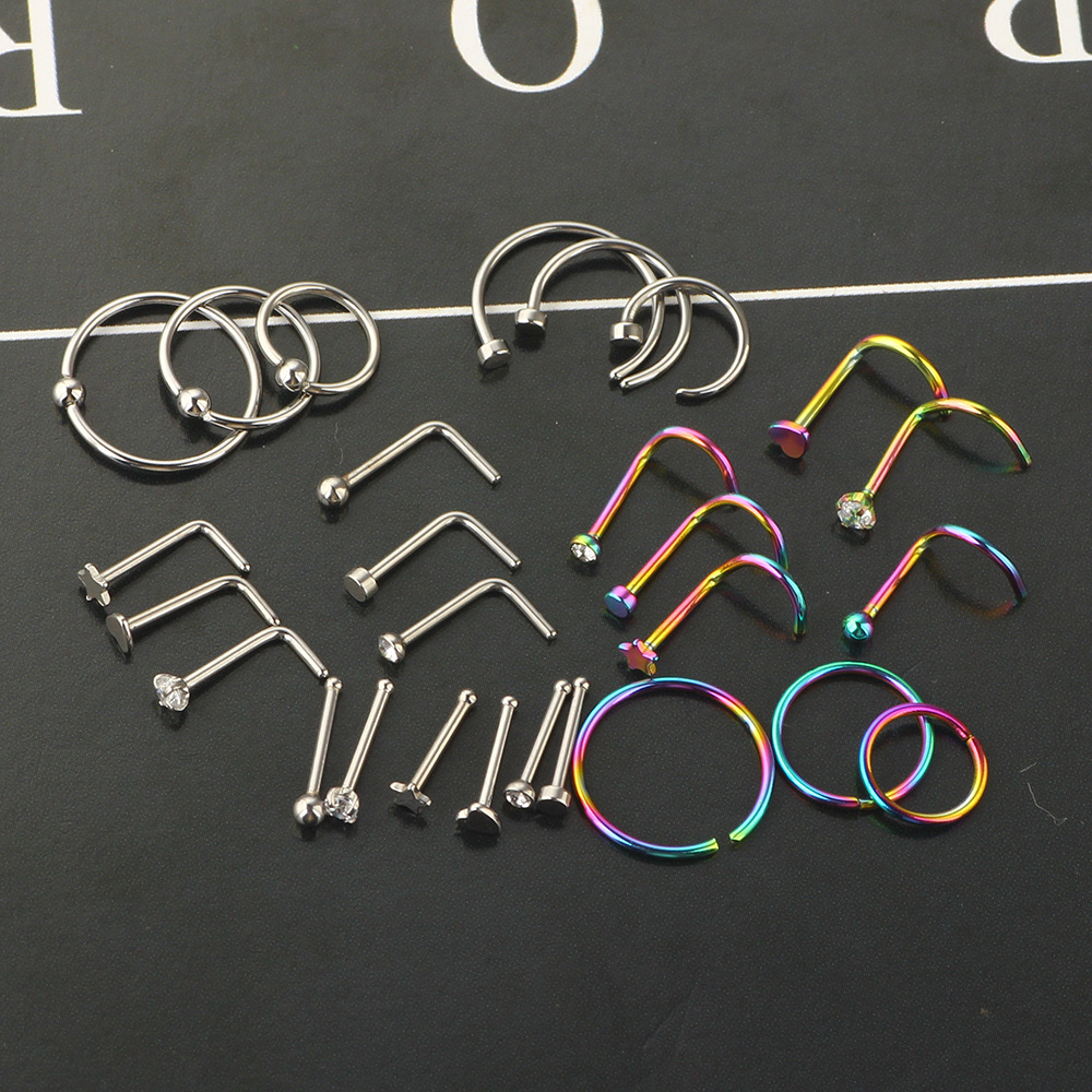 16G labret stud size and finish detail