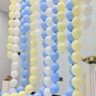 10��β�����R������ɫ���������Ɍ��b���һ��ͯ�����҈�������