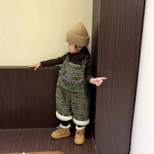 2025新款韩范童装儿童加绒背带裤秋冬宝宝裤子洋气休闲毛毛连体裤