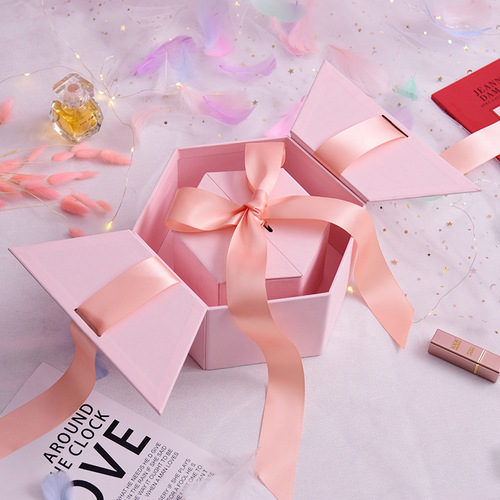 Octagon and Hexagon Maid of Honor Gift Box with Cosmetics, Birthday Lipstick and Candy Packaging Gift Box