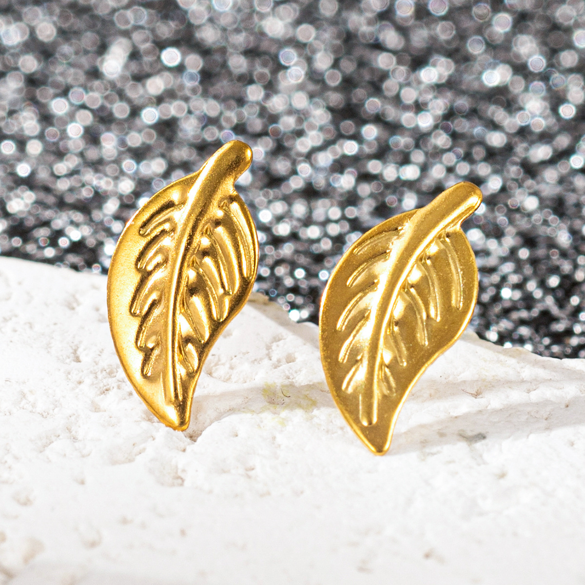 5g Weight 304 Stainless Steel Ear Needle Material 18K Gold Plated Plating Material Ear Studs Classification 1 Pair Quantity Daily Occasion Titanium Steel Material U Shape, Four Leaf Clover, Heart Shape Pattern All Seasons Season Women's Gender Elegant Style 1 Pair Elegant U Shape Four Leaf Clover Heart Shape Titanium Steel 18K Gold Plated Ear Studs 10