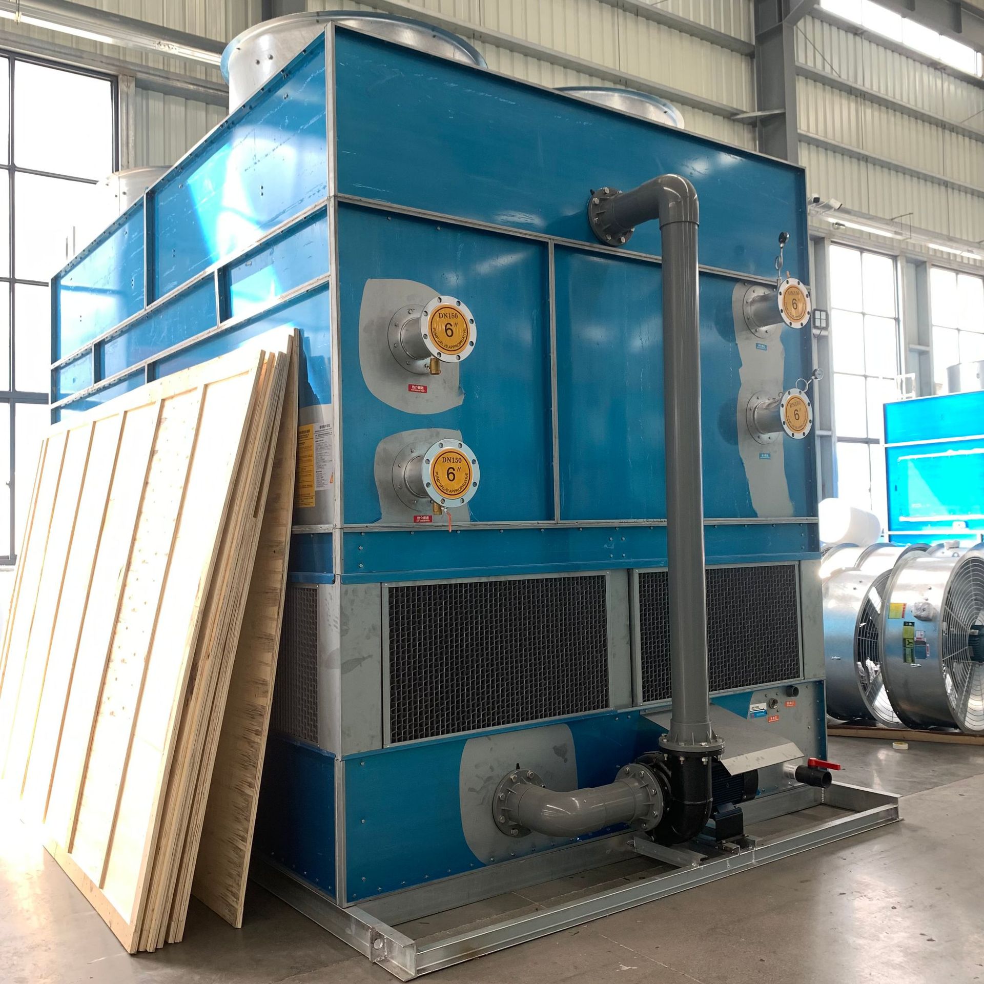 闭式逆流冷却塔120T快速降温封闭式冷却塔大型工业空调车间