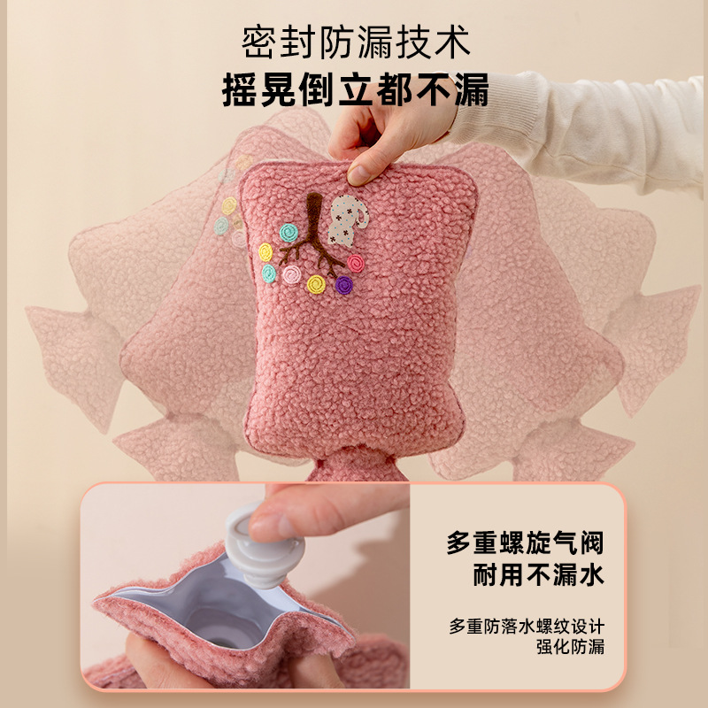 Lexueer tela bolsa de agua caliente de plástico inyección de agua hogar a prueba de explosiones riego calentador de mano tela de felpa bordado bolsa de agua caliente al por mayor