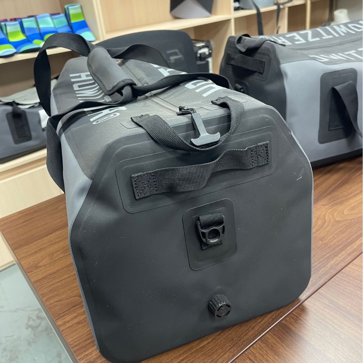 Source Factory Outdoor Waterproof Bag, Large Capacity 120L Roof Bag, Tent Hiking Backpack, Fishing and Firefighting Gear