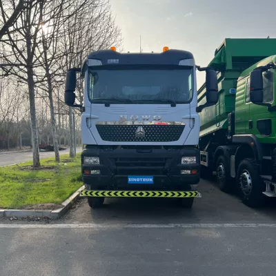 Sinotruk Howo Front-Four-Wheel, Rear-Eight-Wheel Yük maşınları