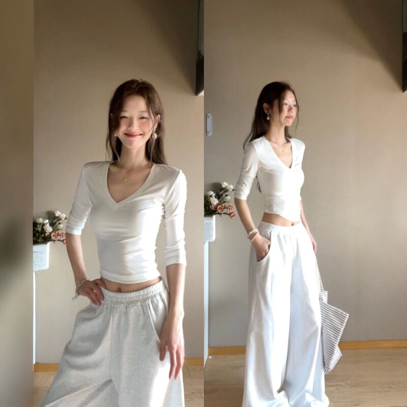 White V-Neck T-Shirt for Women, 2026 Spring/Summer New Design, Slim Fit, Waist-Cinching, Short-Sleeve, Trendy Top White V-Neck T-Shirt for Women, 2026 Spring/Summer New Design, Slim Fit, Waist-Cinching, Short-Sleeve, Trendy Top