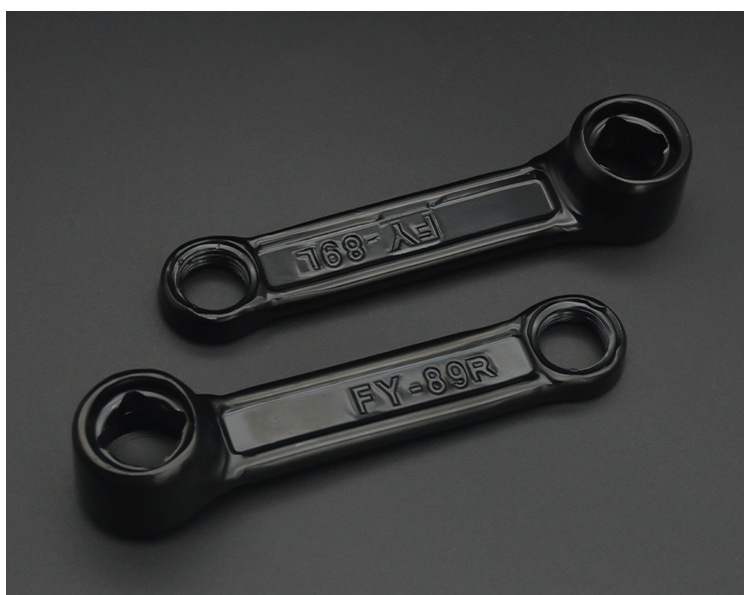 Electric car left and right crank turn new national standard battery car pedal turn center shaft pedal connecting foot rod universal accessories
