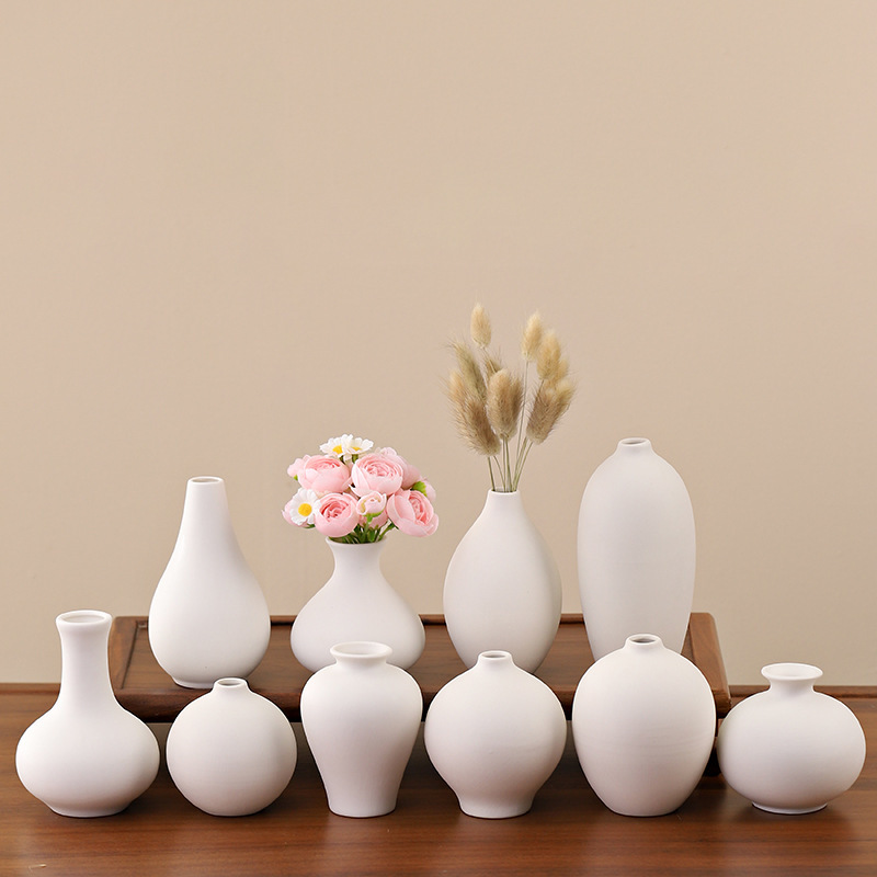 DIY Painted Plain White Vase Ceramics Wholesale Kindergarten Family Handmade Pottery Painting Small Vase Ornaments DIY Painted Plain White Vase Ceramics Wholesale Kindergarten Family Handmade Pottery Painting Small Vase Ornaments