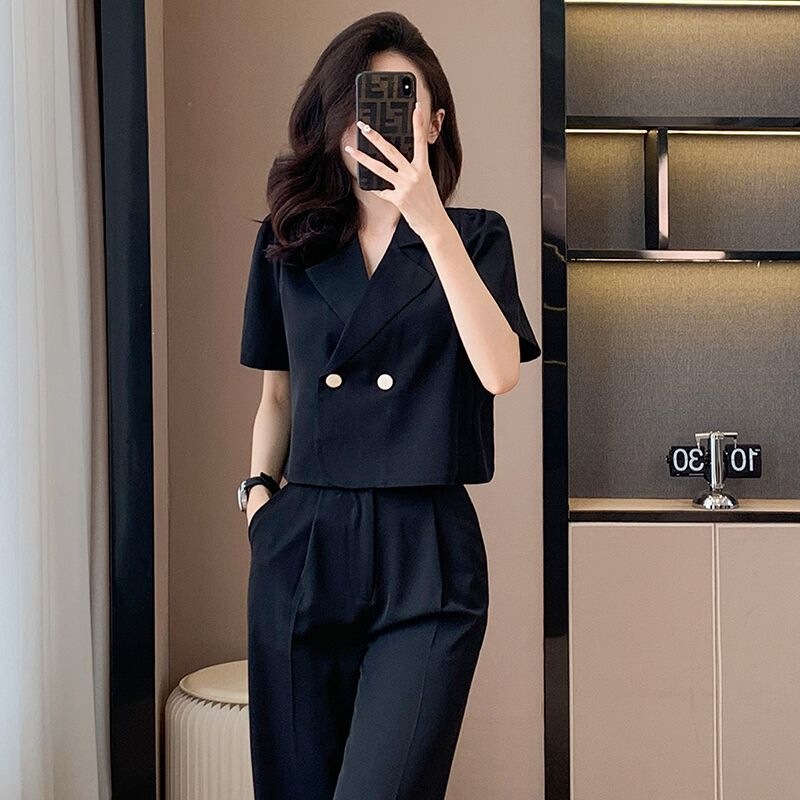 Short-Sleeve Flared Pants Suit for Petite Women, Thin Two-Piece Set, 2026 Summer New Short Blazer