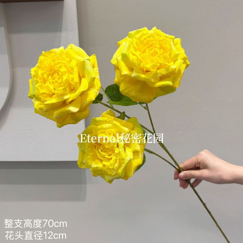 模擬黄色のバラのつるバラの物語紙の花と緑の植物のつる壁掛けアングルローズ店頭ドア装飾|undefined