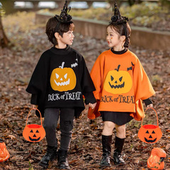 ハロウィンの子供服のコスプレ服の男の子の女の子のカボチャのコウモリのシャツのマントの赤ちゃんの演技服