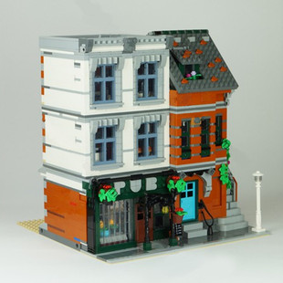 C5229 Modular Old-Fashioned Three-Story Building with Bar and Interior 2322 Particle Number