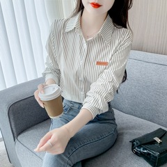 2025 春と秋の新しい女性のファッションカジュアルストライプ女性のシャツ綿シャツ女性のファッショナブルな年齢を減らすトップス
