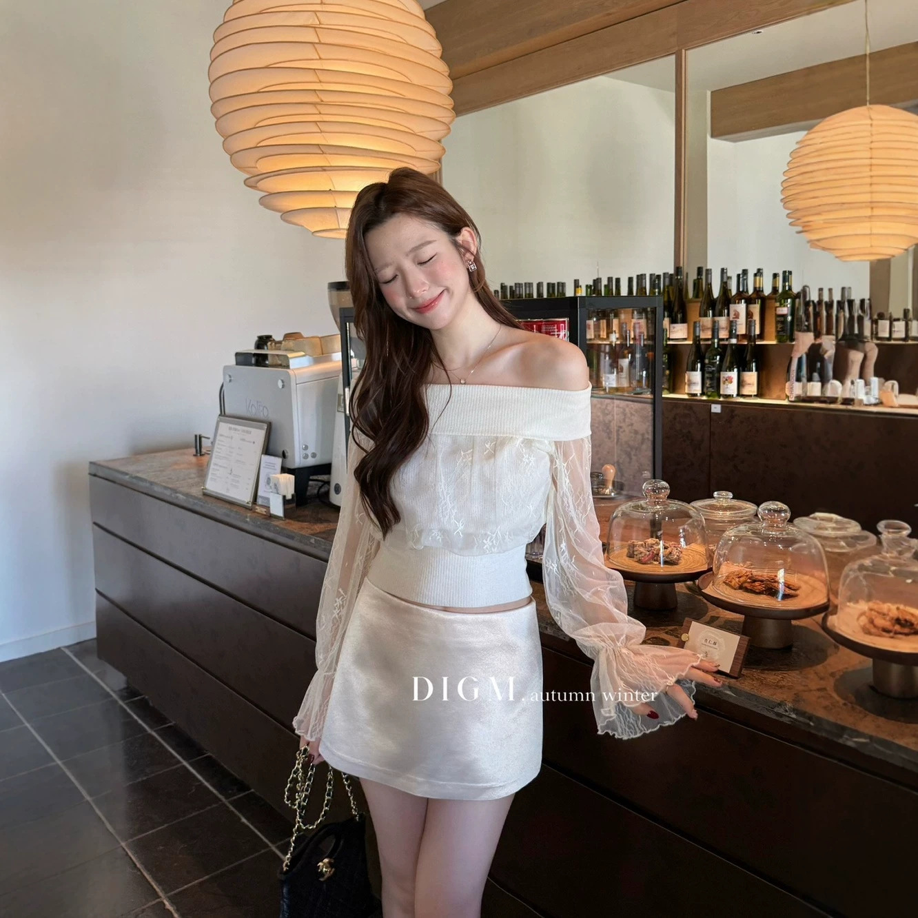 Autumn [DIGM] French Gentle Temperament Pure Allure Off-Shoulder Embroidered Lace Patchwork Design Slimming Top