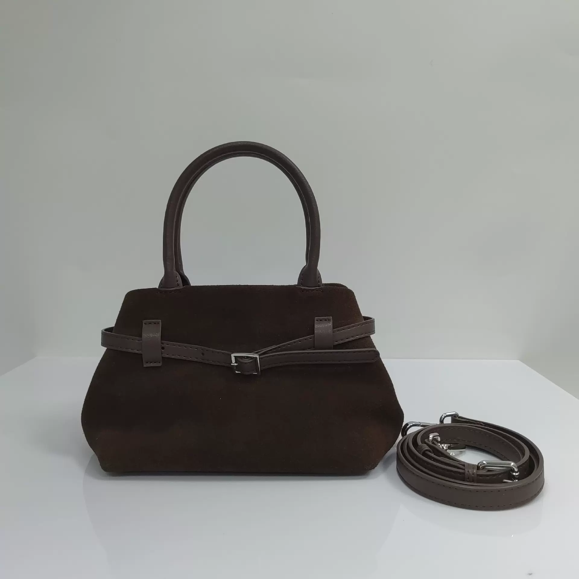 特价款真皮女包工厂孤品/展示样品包单肩斜挎包不退不换介意勿拍