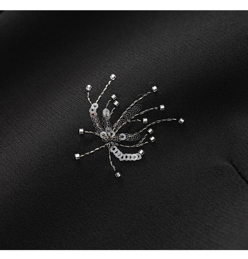 Váy liền thân nữ cổ tròn không tay đính hạt sequins tôn dáng — Màu đen chi tiết 18
