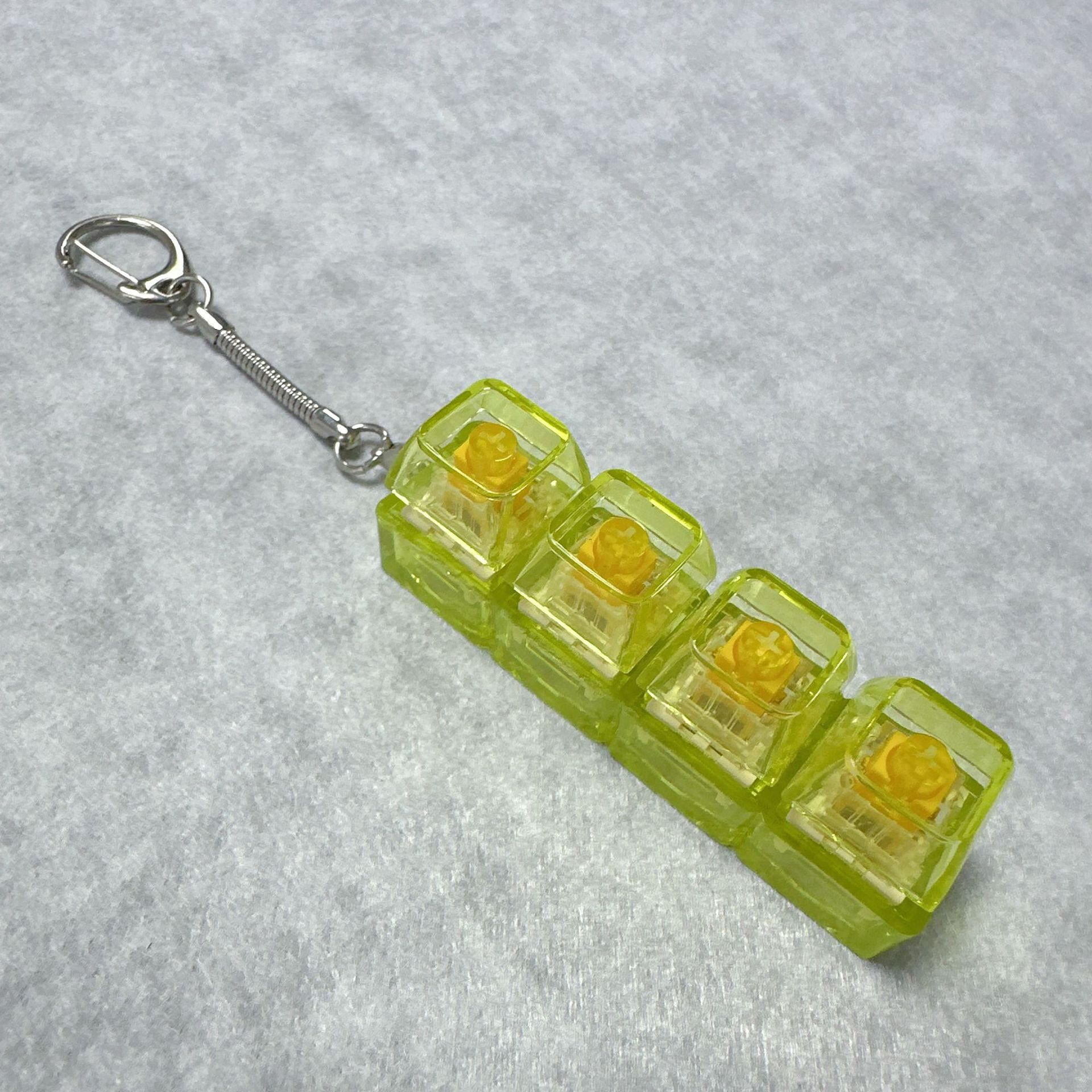 Pc yellow through-four keys-(yellow axis light sound)