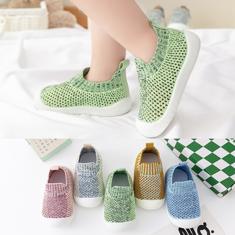 Zapatos para bebés pequeños, sandalias para bebés femeninos, zapatos de verano para bebés masculinos, suelas suaves, zapatos de malla transpirable para niños de 0 a 3 años, suelas planas