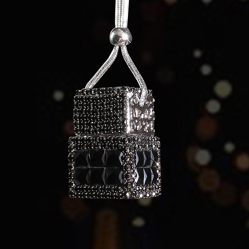 Piezas de taladro para coche, colgantes de perfume, diamantes para coche, botellas de perfume creativas, colgantes para coche, espejos retrovisores, colgantes para coche, botellas vacías