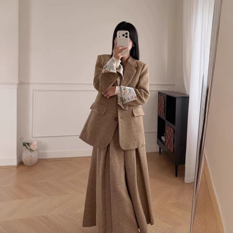 Down-Filled Thick Classic Tweed Blazer for Petite Women, Oversized Autumn/Winter Women's Clothing G1536 Down-Filled Thick Classic Tweed Blazer for Petite Women, Oversized Autumn/Winter Women's Clothing G1536