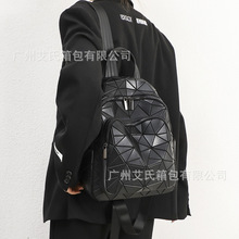 ��լԭ�S2023�¿�r�к��s�p����׺����W������һ��Ůʿ�p���