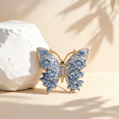 European and American Cross-Border Rhinestone-Encrusted Yaxa sancaqları - blue-and-white-butterfly-brooch