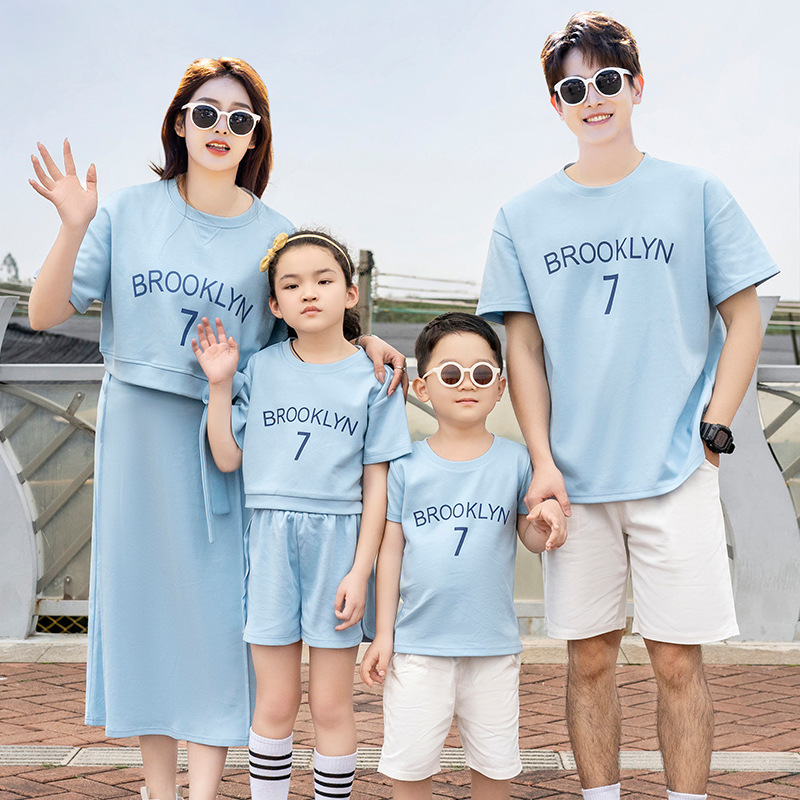 2024 New Summer Family Clothing for a Family of Three or Four, Mother-Daughter T-Shirt and Skirt Two-Piece Set for Seaside Travel
