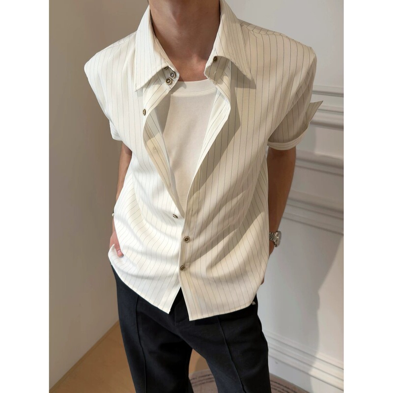 White Designer-Style Pointed Collar Striped Shirt for Men, Short-Sleeved, High-End, Stylish, Slim-Fit, Regular Shoulder Shirt