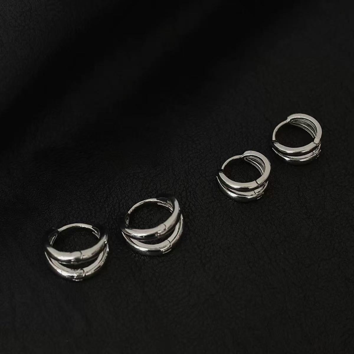 Fashion Versatile Earrings for Women Korean Style High-End Simple Design Plain Hoop Earrings Light Luxury Minimalist Stud Earrings Jewelry