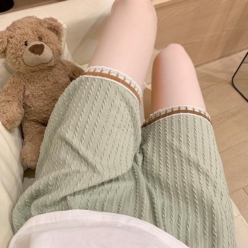 J907#녹색 바지