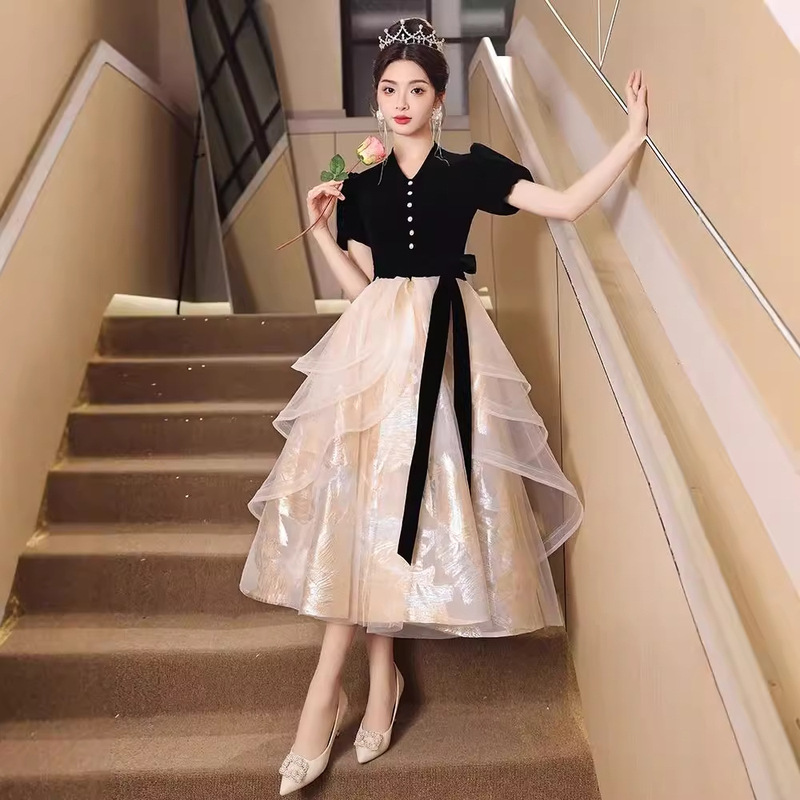 Black Evening Dress for Women, High-End New Style, Suitable for Banquets, with a Sense of Sophistication, Petite Adult Ceremony Dress, Light Luxury, Niche, High-End Temperament