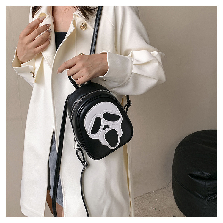 New Unisex Cross-border Foreign Trade Halloween Bag, Quirky And Personalized Ghost Bag, Skeleton Shoulder Bag, Versatile Couple Backpack_voghion.com