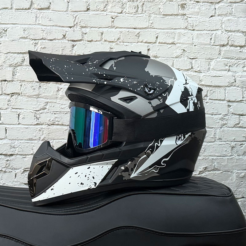 Casco de coche eléctrico todoterreno para hombre de bicicleta de montaña Casco completo de descenso para adultos Casco de rally para niños europeos Casco transpirable image 10