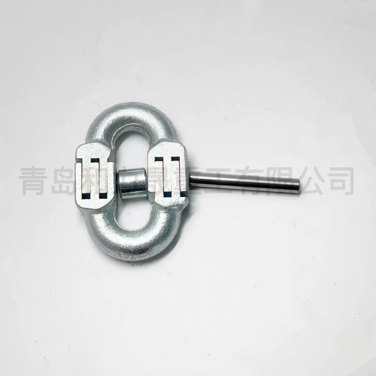 Контейнерный люк с резьбовым соединительным кольцом, подъемной цепной стропой, кованым горным крюком и кольцом.