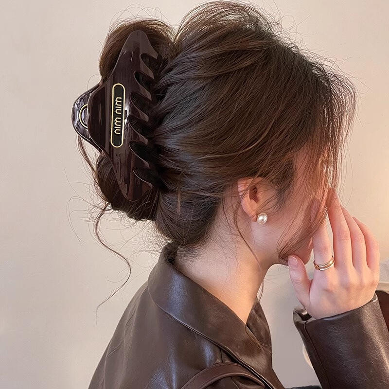 髪のボリュームが豊富な女性向けの高品質ヘアクリップ 2025年新作 高級シャーククリップ 春夏ヘアクリップ 後頭部ヘアアクセサリー|undefined