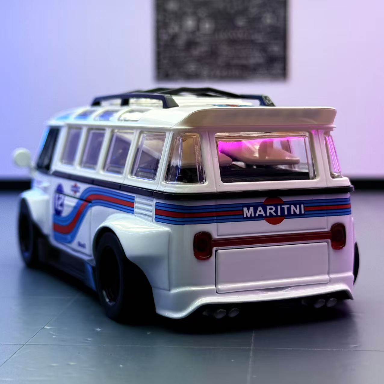 Zhongyuanxing Car Model 1:32 Volkswagen T1 versión de la gula del autobús de la aleación de retorno del automóvil de juguete modelo de efecto de sonido