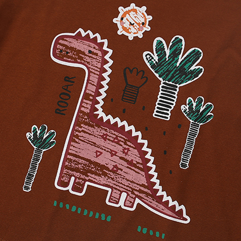 Camiseta para niños de manga larga nueva 2023 tops de ropa para niños europeos y americanos con estampado de dibujos animados de dinosaurios y camisa de fondo de algodón puro