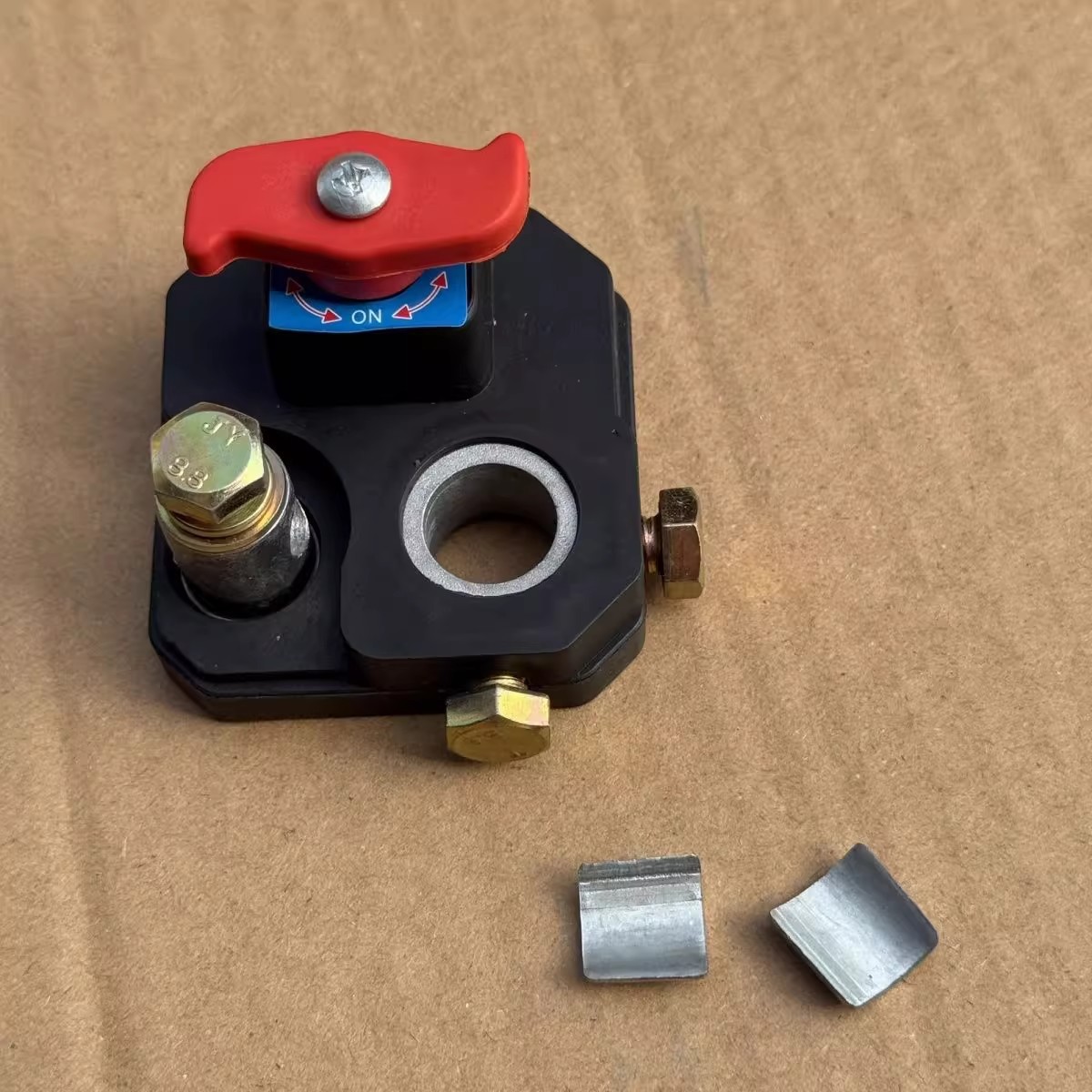 New Car 12V24V Universal Thickeneded Battery Power-Off Switch Power Supply Main Switch Knife Clip to Prevent Leakage