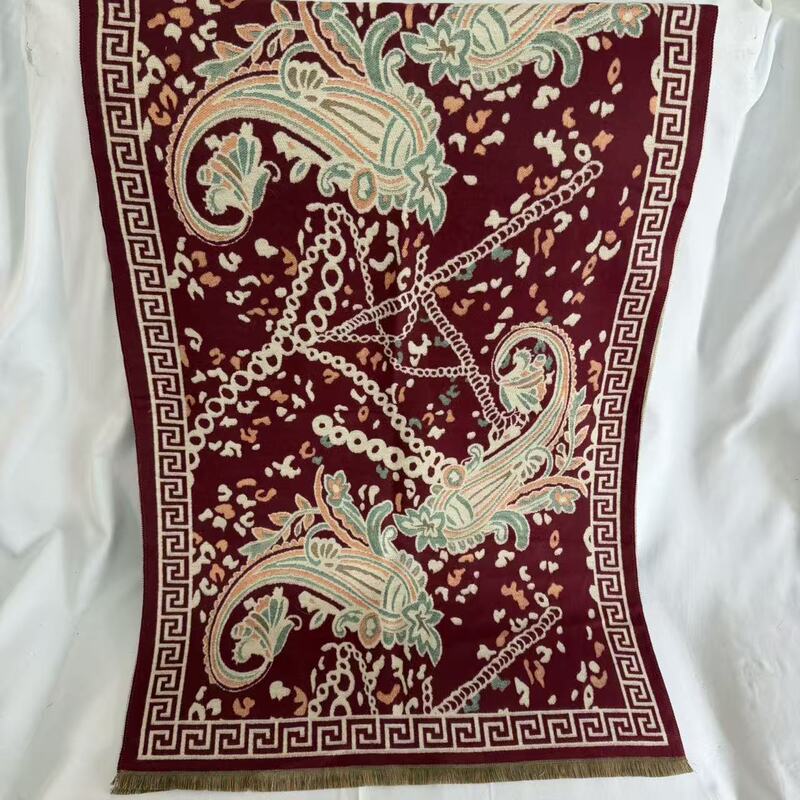 Vintage Paisley Pattern Scarf, Autumn and Winter Versatile Wine Red Base with Chain Jacquard, Thickened and Warm, Can Be Used as a Shawl