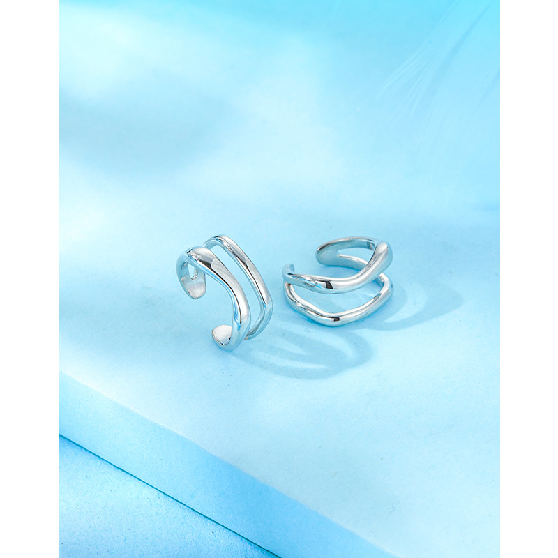 S925 clip de oreja de plata sin perforado de alto grado de diseño simple pequeño clip de hueso de la oreja estilo frío pendientes elegantes pendientes