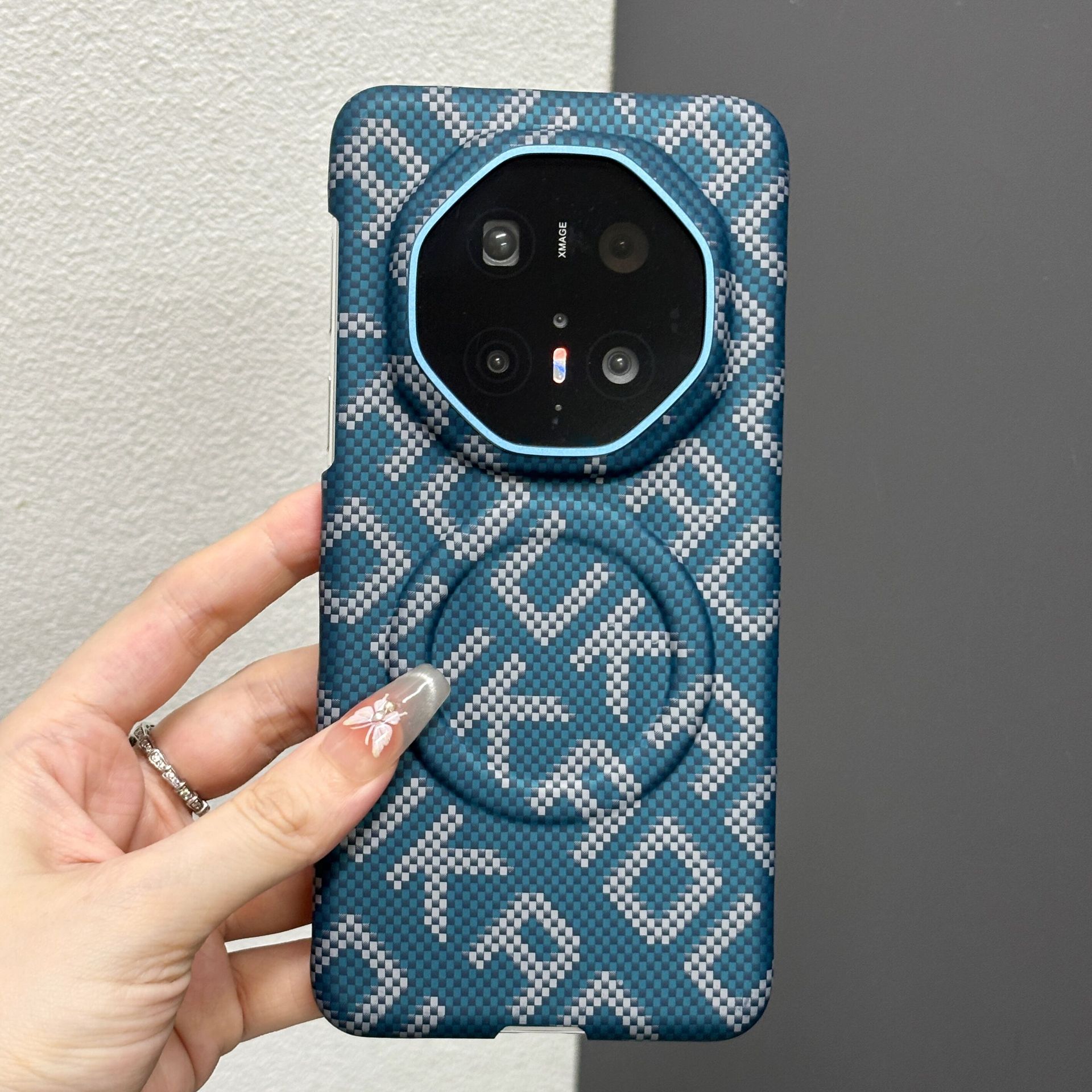 SKU04_颜色分类(【蓝色】字母凯夫拉纹（内置磁吸）)