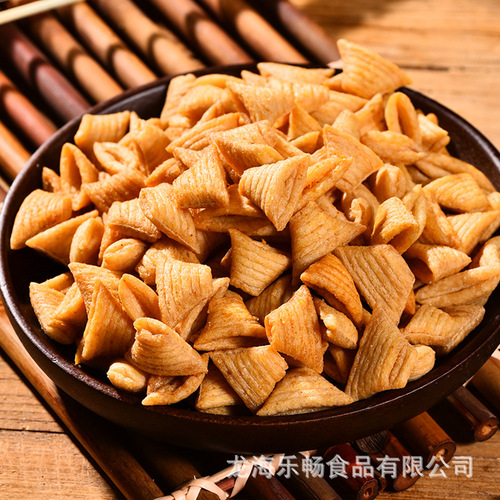 Potato chips snack food online celebrity puffed food sharp teeth crispy pointed corner wholesale