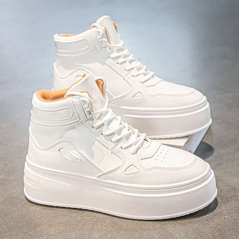 2025 verano zapatos casuales de alta altura, moda, zapatos blancos ligeros, viajes de moda coreana, zapatos para hombres con suela gruesa.