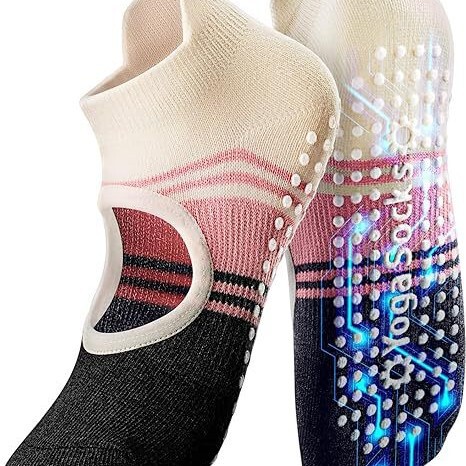 Amazon's Best-Selling Pilates Socks for Women, Grip-Enhancing Yoga Non-Slip Socks for Dance Workouts Amazon's Best-Selling Pilates Socks for Women, Grip-Enhancing Yoga Non-Slip Socks for Dance Workouts