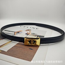 �¿�r��ŮʿƤ���߼����b��B��ȹ�������W�t�ٴ��pC��ѝ�����l