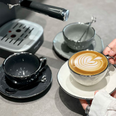 軽豪華高颜値コーヒーカップ陶磁器北欧風メッキ銀辺精致な午後茶コーヒーカップセット卸売り