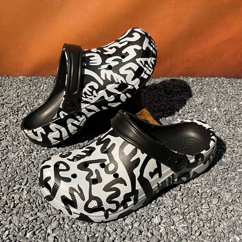 Cross-Border Summer Outdoor Wear Beach Letter-Printed Shoes, Closed-Toe Sandals, Men's Soft-Soled Hollow Sandals, Summer Clogs Cross-Border Summer Outdoor Wear Beach Letter-Printed Shoes, Closed-Toe Sandals, Men's Soft-Soled Hollow Sandals, Summer Clogs