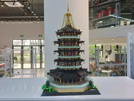 What are the ways to personalize the logo of wange toys? building block oem branding cooperation guide