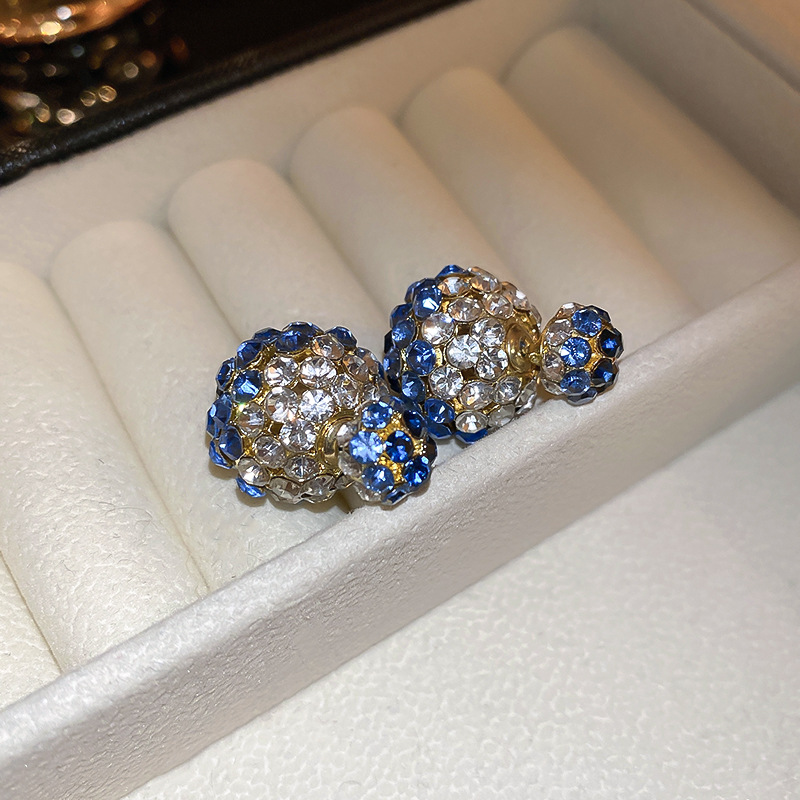 Aguja de plata incrustado en diamantes redondo delantero y trasero de dos orejas Corea del Sur Luz de lujo de alto grado pendientes de moda de nicho para mujeres